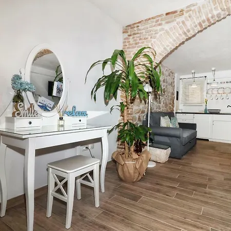 Cozy Mari Apartment